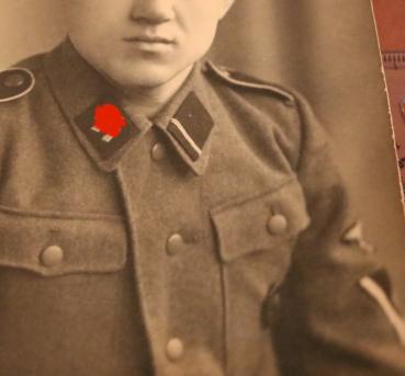 Preview: Portrait Soldat Waffen-SS  - Nachkriegsabzug ?